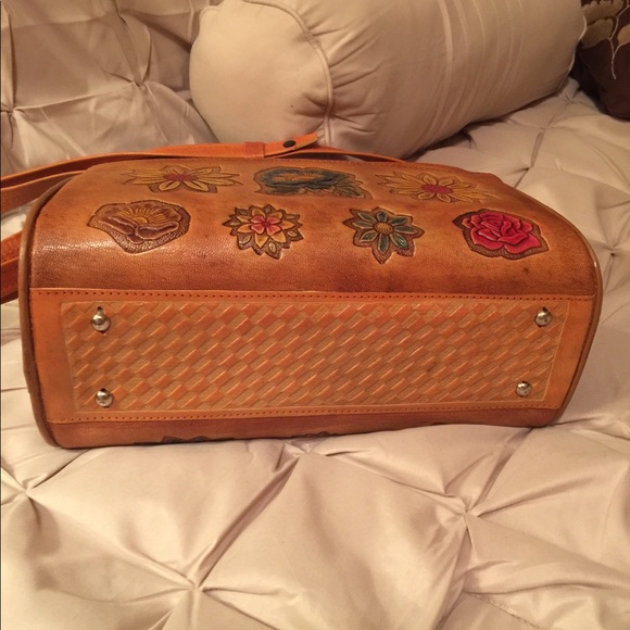 Beautiful handbag leather!! - Picture 6 of 8